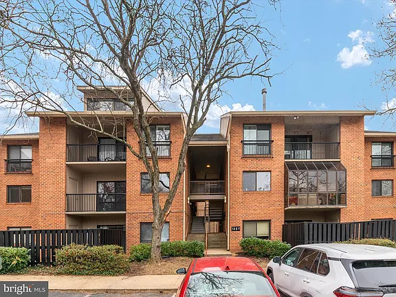 Building Photo - 1227 Gemini Dr