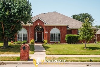 Building Photo - Coming Soon! Charming Single 1 Story Abode...