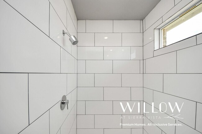 Building Photo - 10518 Moon Vly Ln