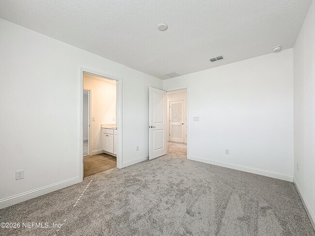 Building Photo - 133 Otsego Ln