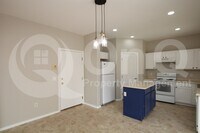 Building Photo - 4025 W Carter Rd