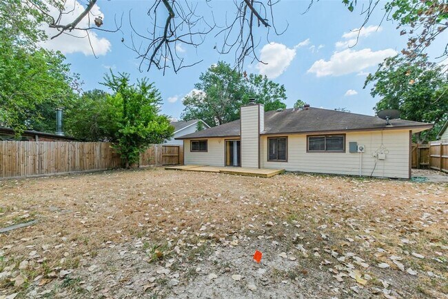 Building Photo - 10822 White Oak Bend Dr