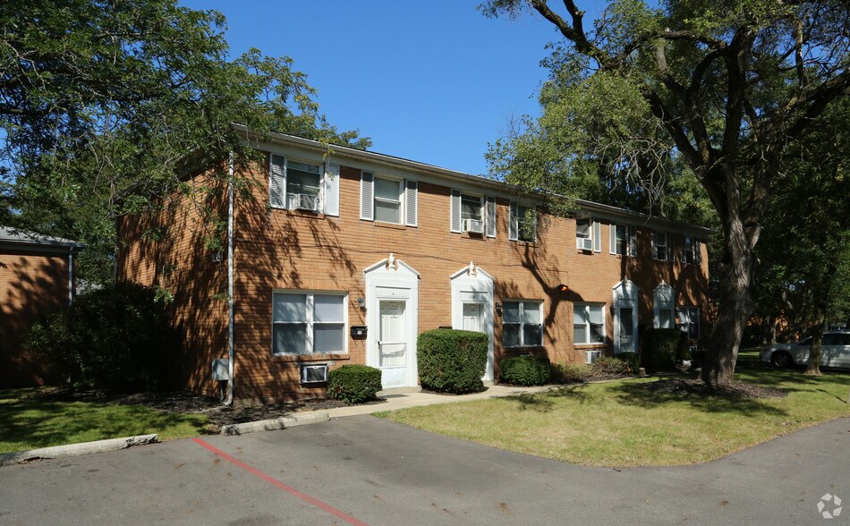 Meadowbrook Manor 4645 Emslie Dr Columbus OH 43224 Apartment Finder