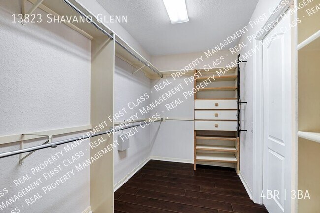 Building Photo - 13823 Shavano Glenn