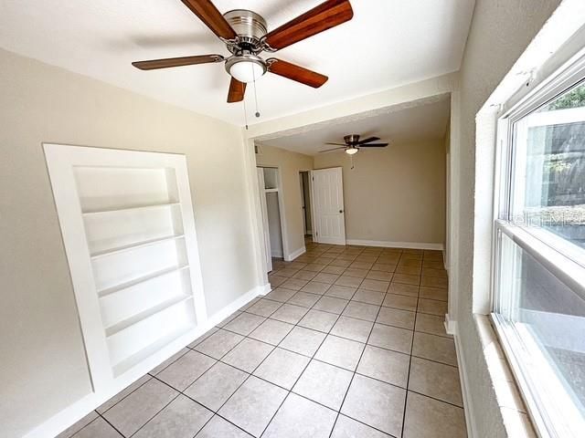 Building Photo - 206 W Idlewild Ave