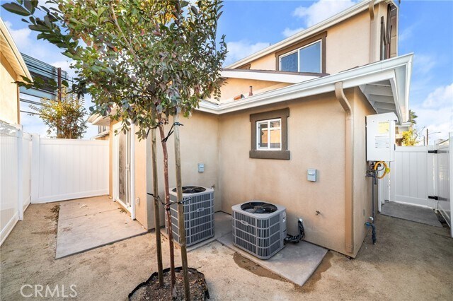 Building Photo - 306 W Congress St