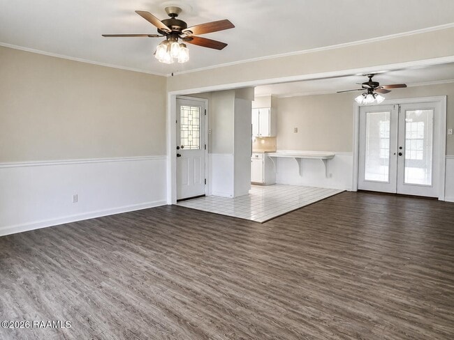 Building Photo - 208 Mayard Dr