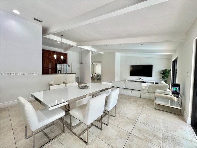 Building Photo - 11104 SW 139th Ct