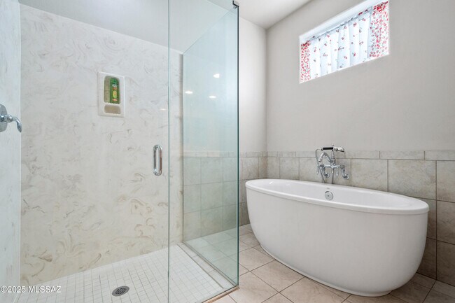 Building Photo - 7526 E Chalkboard Ct