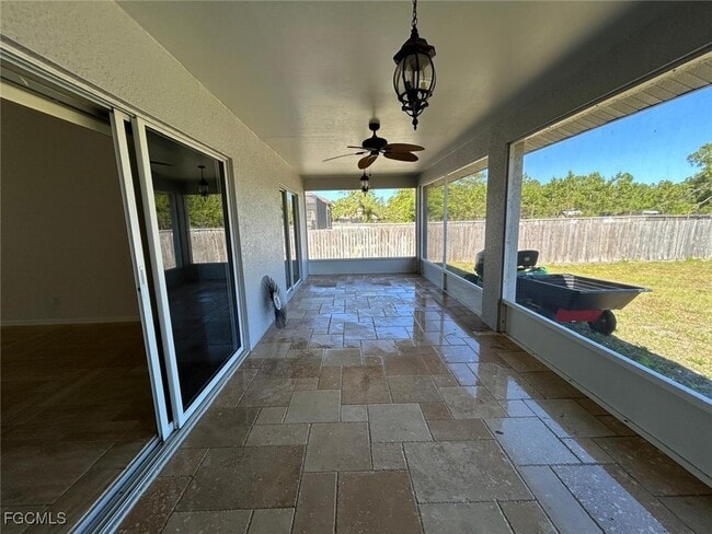 Building Photo - 3761 39th Ave NE