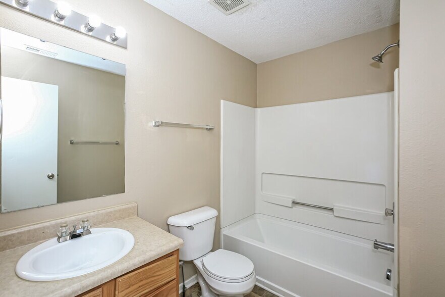 Building Photo - 10754 Timothy Ln