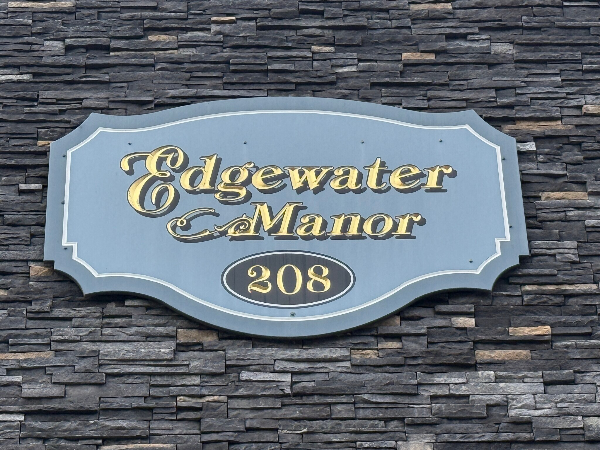 Building Photo - 208 Undercliff Ave