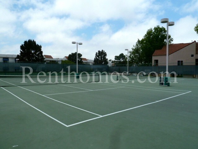 Building Photo - La Jolla / UTC, 3985 Nobel Dr #325 - Granite Counters, All Appliances, Near UCSD and the UTC Mall!
