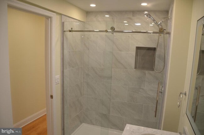 Building Photo - 9012 Paddock Ln