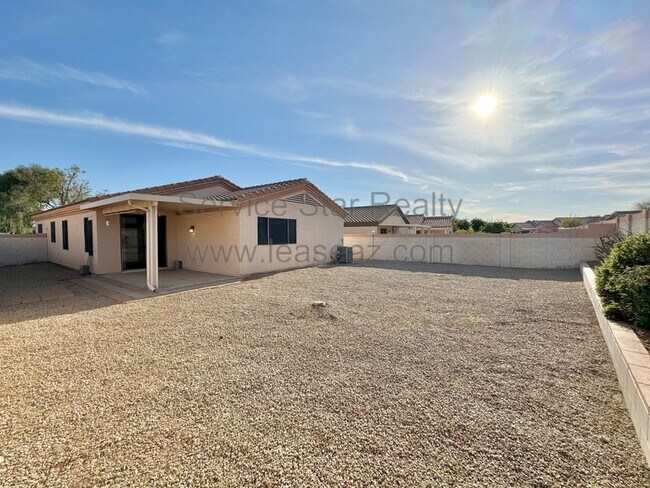 Building Photo - 13536 W Canyon Creek Dr