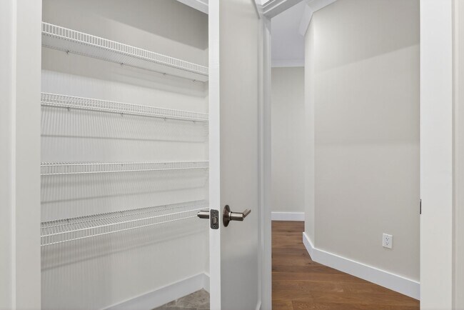 Building Photo - Gorgeous 2 Bed + Office | 2 Bath | 1,771 Sq Ft | Brand New Construction