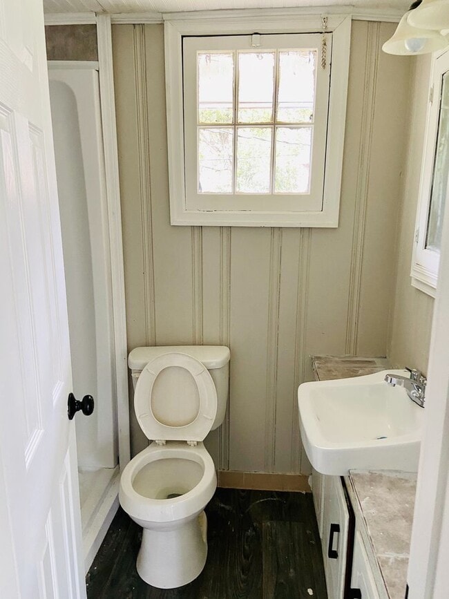 Building Photo - 4/2 home for rent! $1350