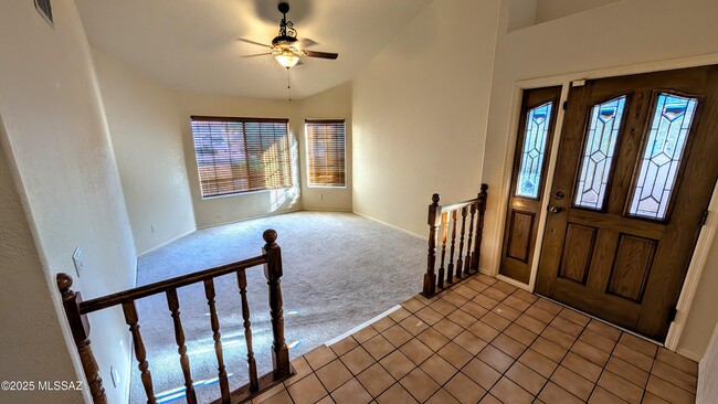 Building Photo - 1061 W Antelope Creek Way