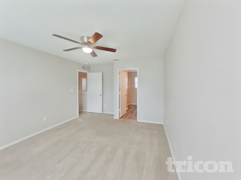 Building Photo - 10718 Castello Cyn