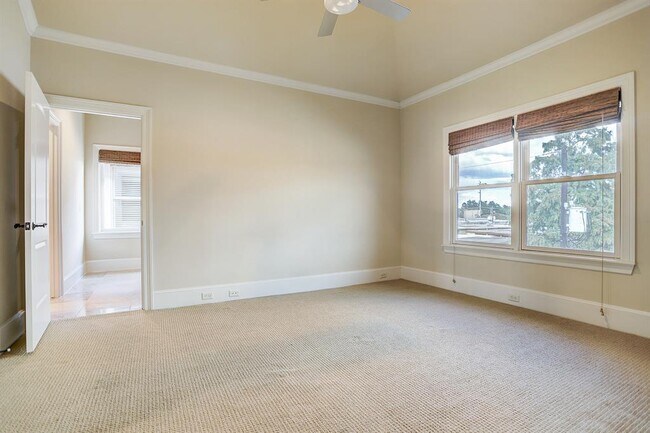 Building Photo - 7711 Pine Ridge Terrace Rd