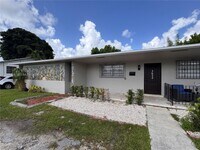 Building Photo - 3632 SW 87th Ave