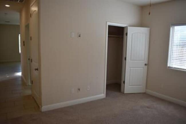 Building Photo - 3751 De Soto Way
