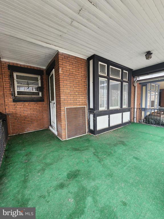 Building Photo - 217 S 47th St