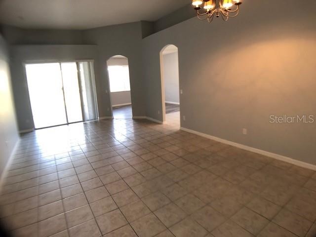 Building Photo - 2605 Southpointe Ct
