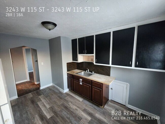 Building Photo - 3243 W 115th St