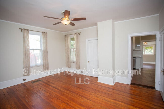 Building Photo - 150 Snyder Pl