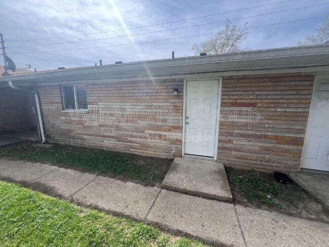 Building Photo - 3001 N Campbell Ave