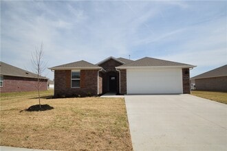 Building Photo - 544 Colorado St