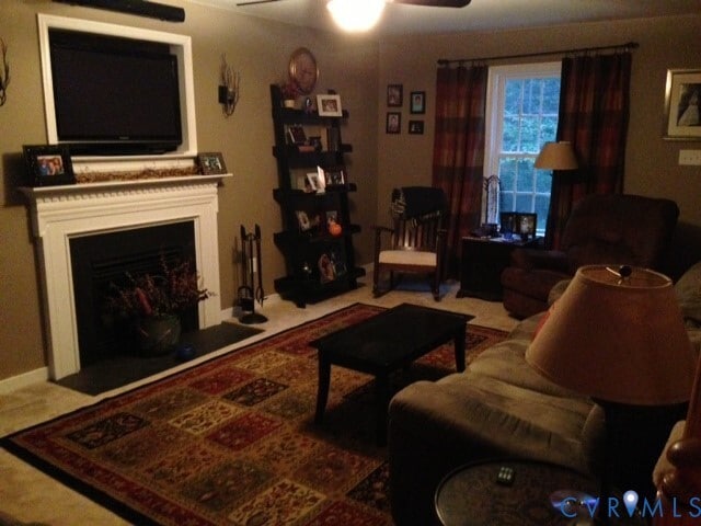 Building Photo - 1935 E Old Mountain Rd