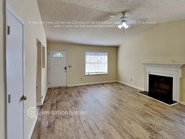 Building Photo - 2795 Wildflower Ln SW