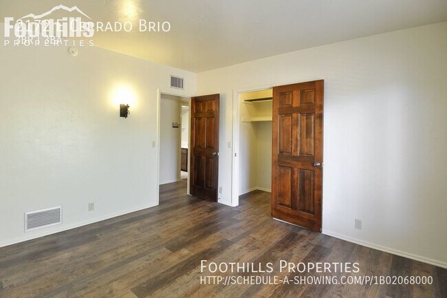 Building Photo - 2172 E Cerrado Brio