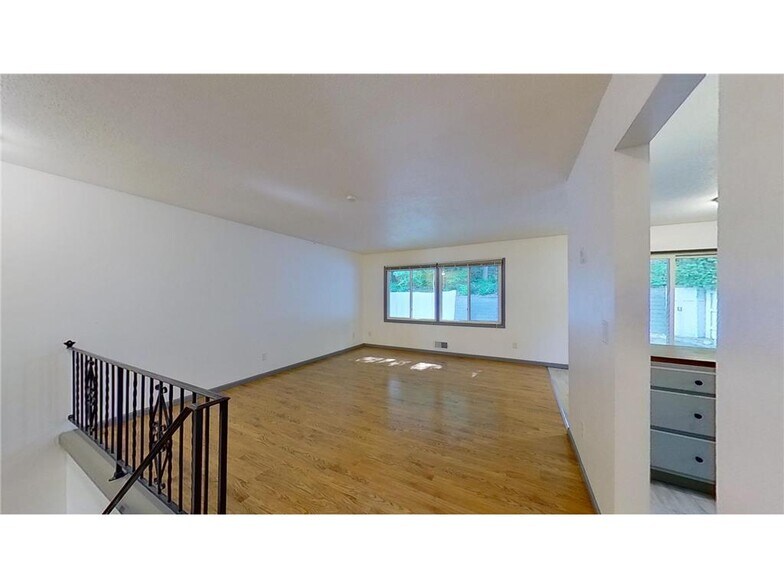 Building Photo - 3050 Grimes Ave N