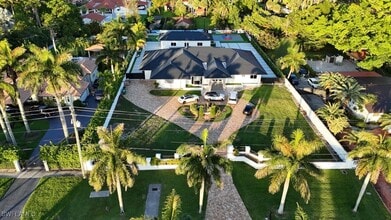 Building Photo - 365 NE 123rd St