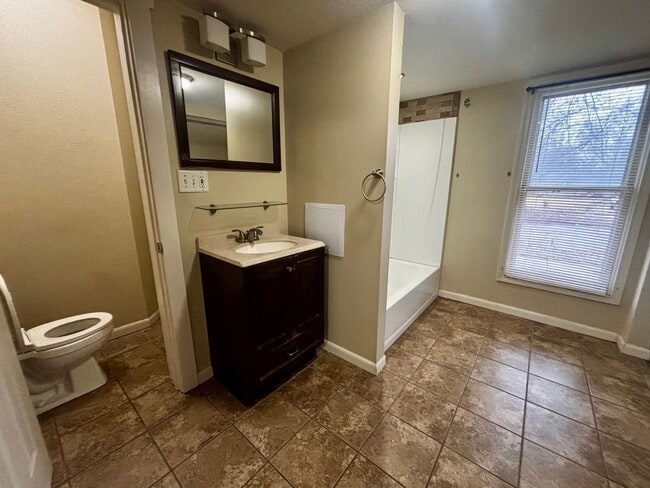 Building Photo - Italian Estates Property Management