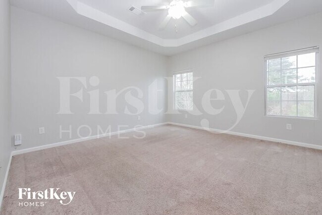 Building Photo - 5052 Pioneer Pkwy