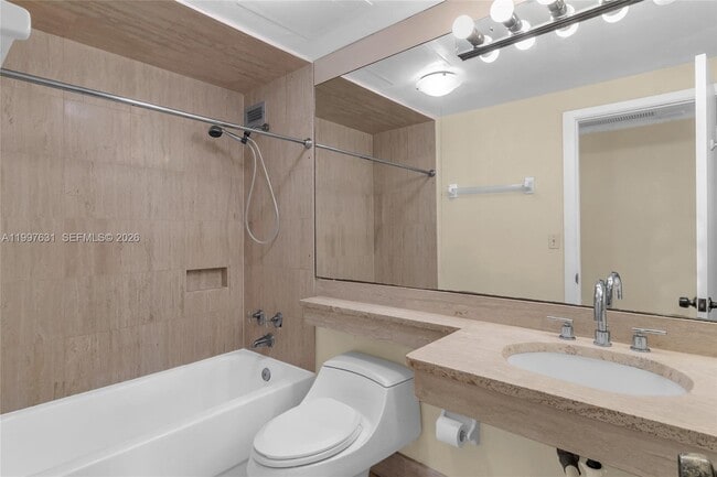 Building Photo - 700 Biltmore Way