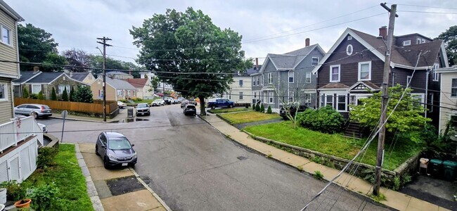 Building Photo - 6 Beede Ave