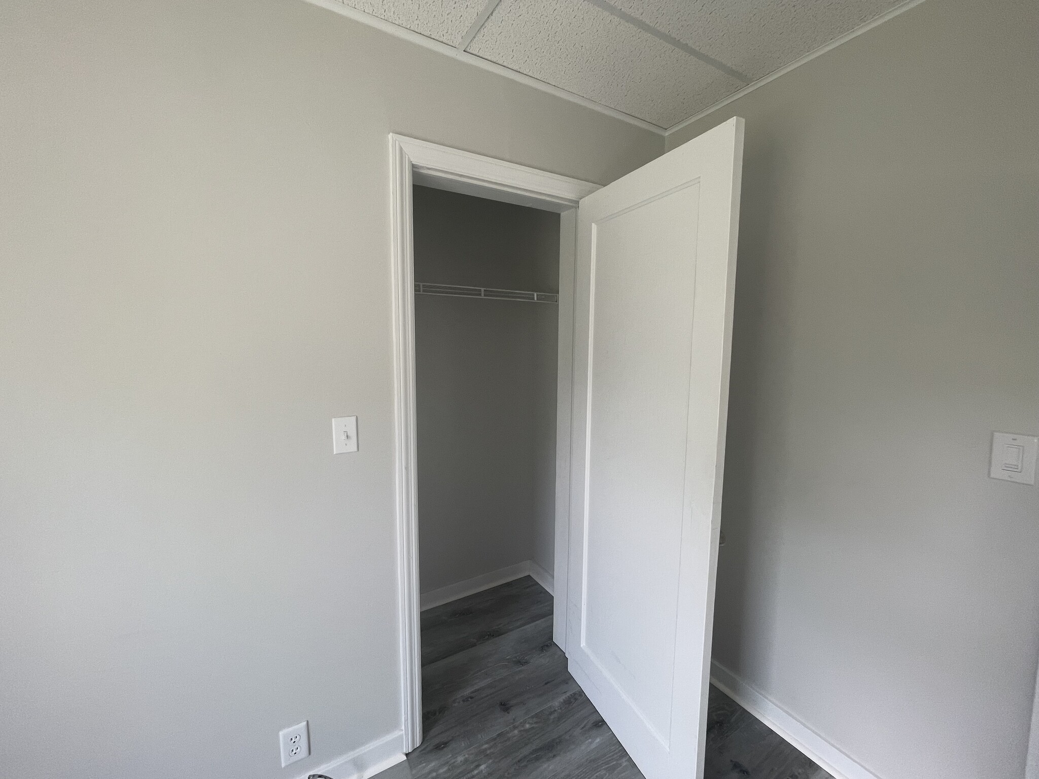 Second bedroom closet - 10334 Adirondack View Hts