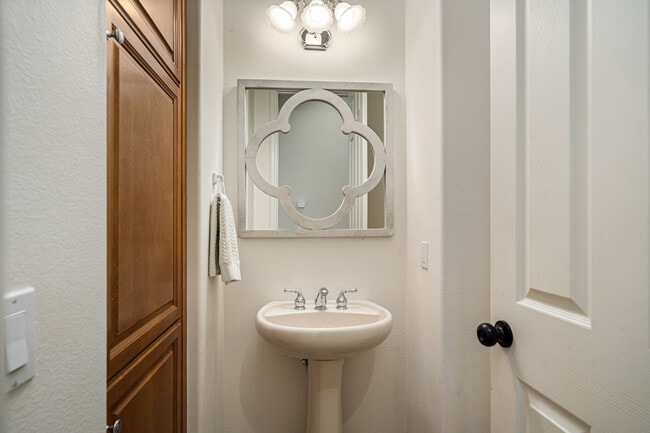 Building Photo - 78980 Citrus