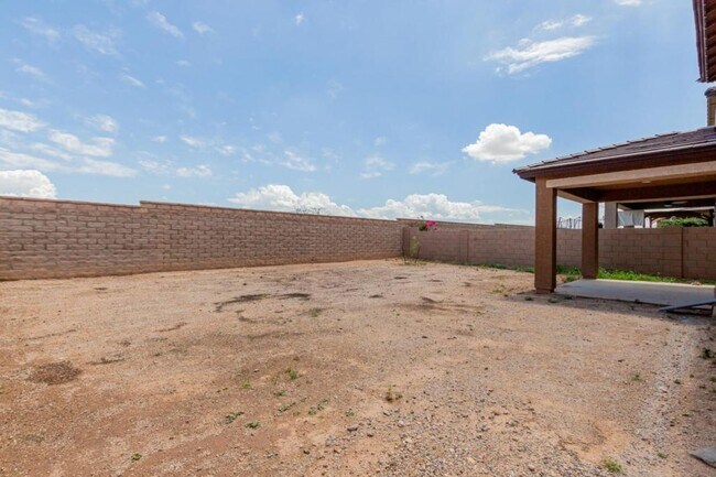 Building Photo - 6711 E Via Arroyo Largo