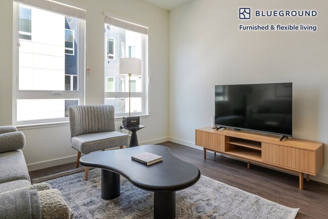 Building Photo - 100 Callan Ave