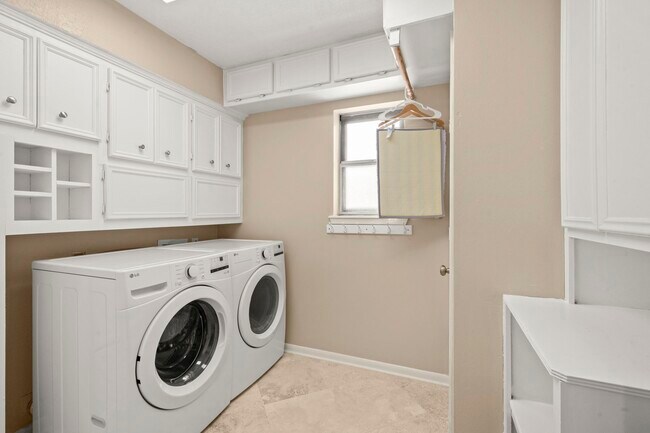 Building Photo - 17627 Macrantha Dr