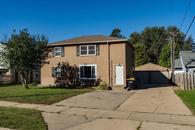 Building Photo - 1309 S Gary Dr