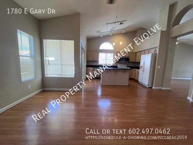 Building Photo - 1780 E Gary Dr