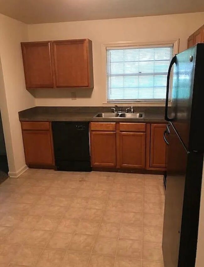 Building Photo - 3513 Willowood Rd