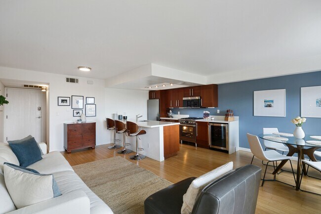 Building Photo - 2700 Cahuenga Blvd